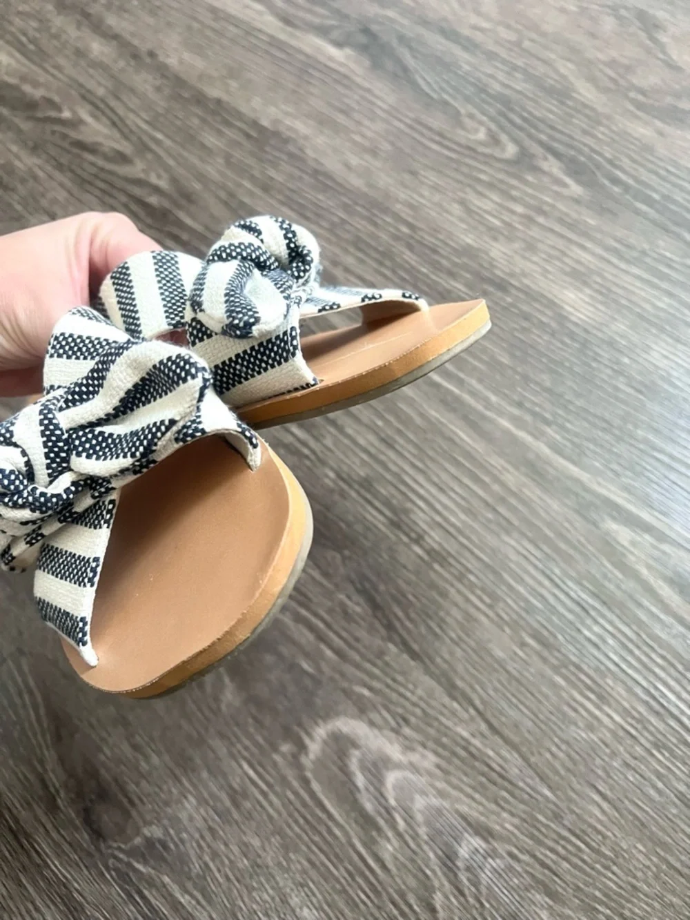 A New Day Livia striped bow slide sandals Size 9